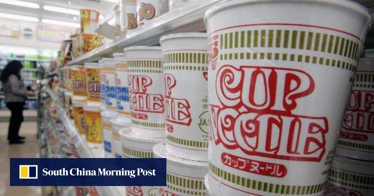 Konsumen Jepang melahap ‘daging misterius’ di mie cup Nissin saat hidangan dijual seperti kue panas