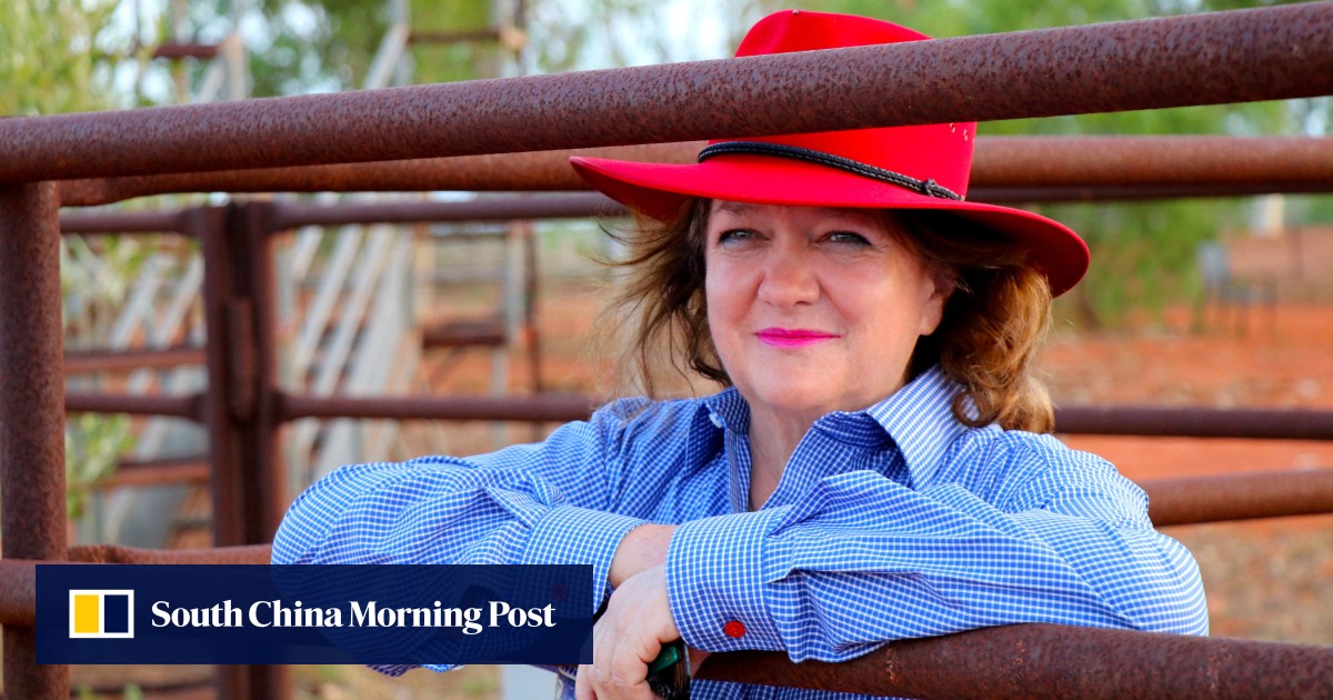 Miliarder Australia Gina Rinehart menuntut penghapusan potretnya yang ‘tidak menarik’ dari galeri nasional