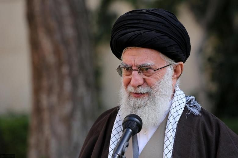 Pemimpin tertinggi Iran akan mengampuni 10.000 tahanan, termasuk tahanan politik