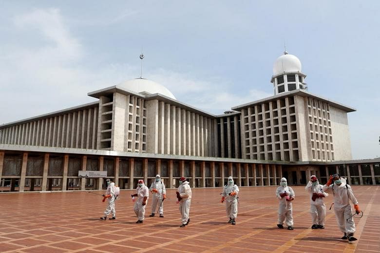 Masjid terbesar di Asia Tenggara akan adakan sholat Jumat di Jakarta meski ada peringatan Covid-19