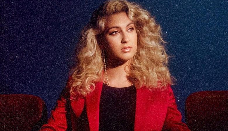 Coronavirus: Penyanyi AS Tori Kelly Batalkan Konser di Singapura